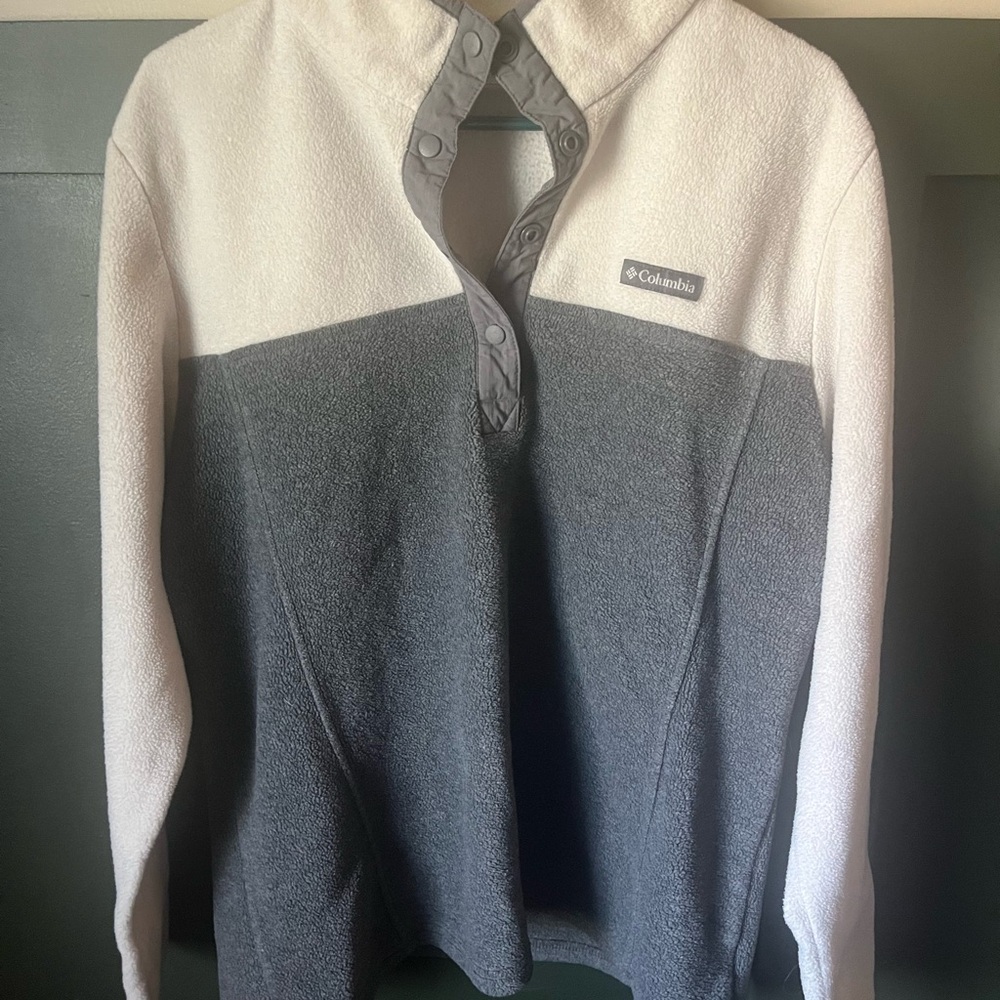 Columbia Women's Two-Tone fleece pullover Sweater